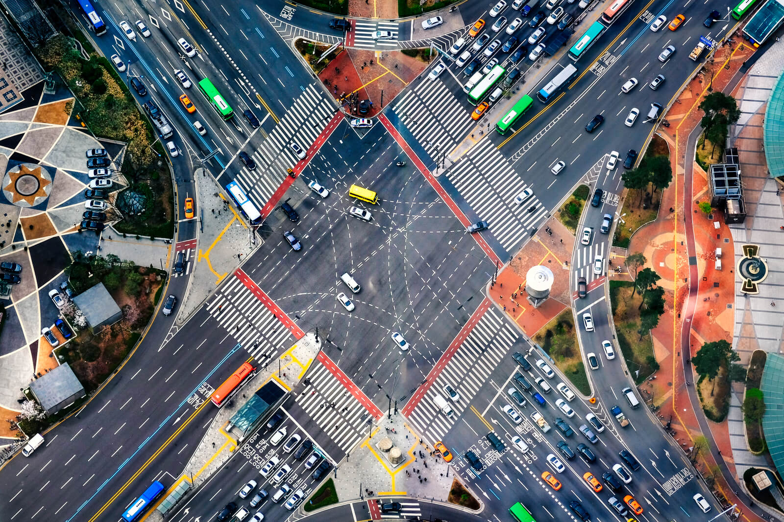 Aerial view of an intersection in Jamsil, Seoul, South Korea.
